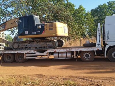 Escavadeira CAT 320D, em Porto Nacional (TO). Desconto para mensalidade!